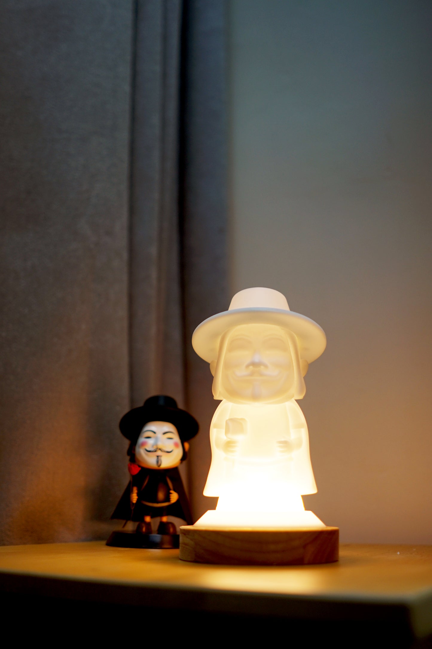 【公義燈塔】座檯燈擺設 "Justice Light House" Lamp Deco