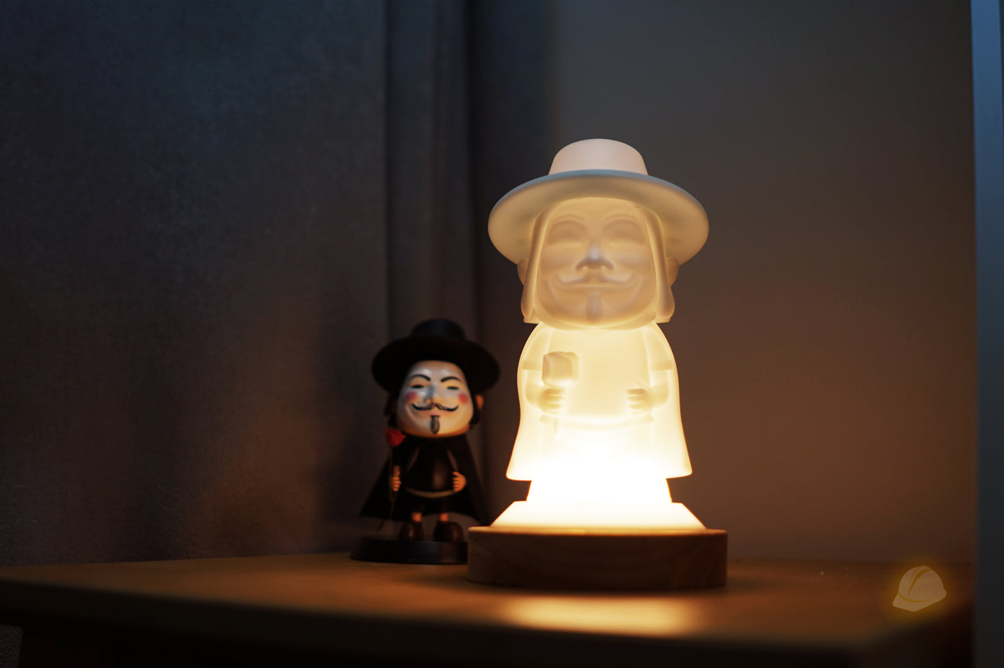 【公義燈塔】座檯燈擺設 "Justice Light House" Lamp Deco