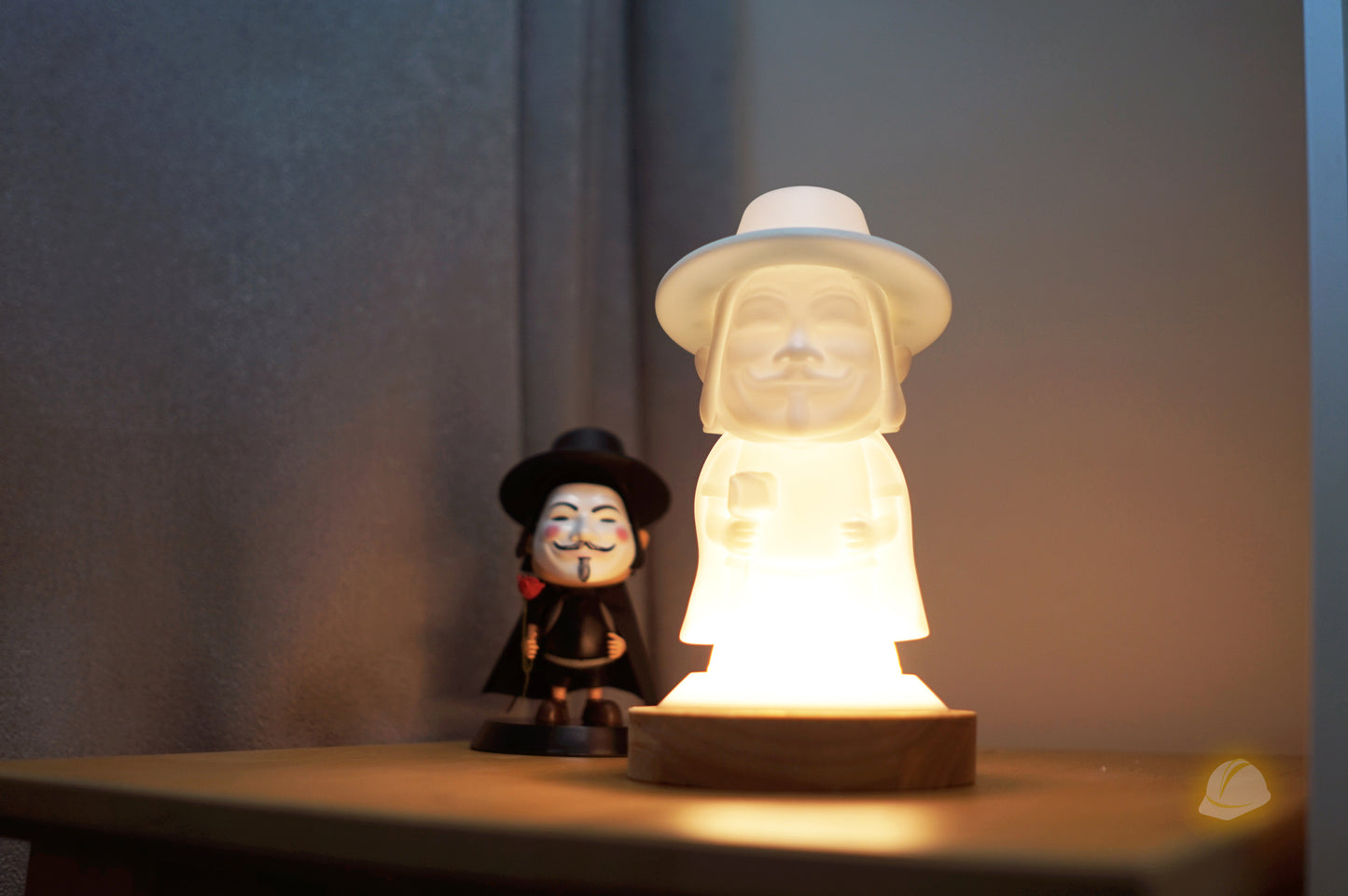 【公義燈塔】座檯燈擺設 "Justice Light House" Lamp Deco